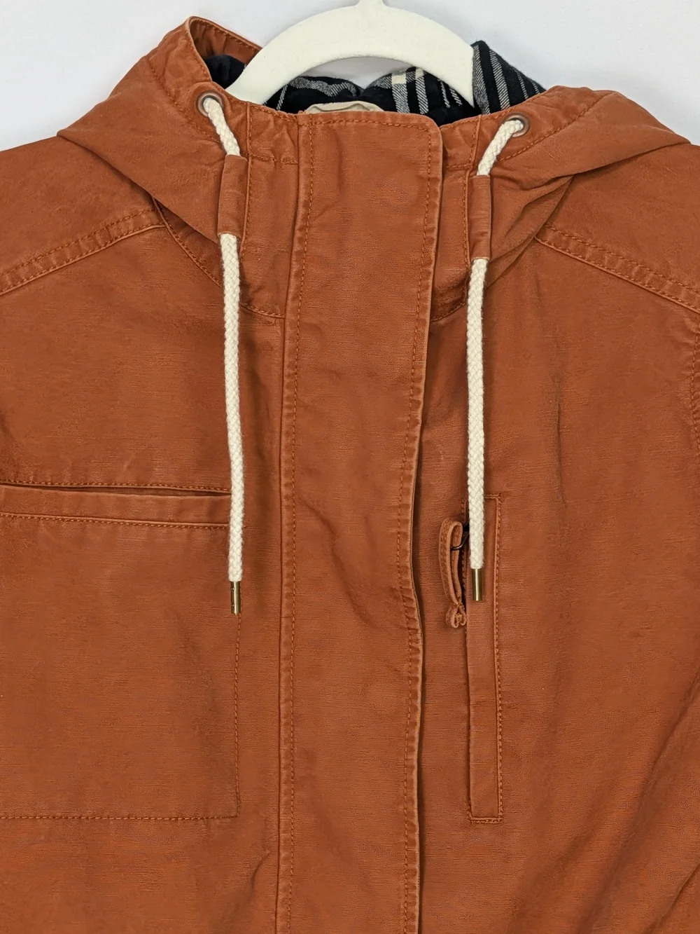 Duluth Trading Co Can-Do Canvas Jacket - Picture 5 of 11